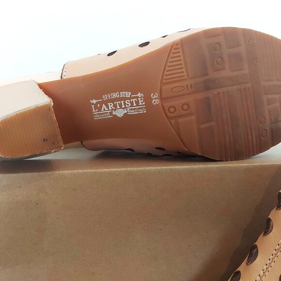 L'Artiste Spring Step Leather Dova Sandals - Size 38 (US 7.5) - Picture 5 of 9